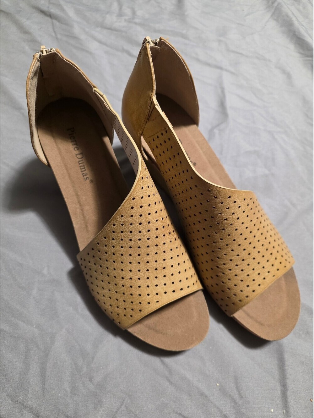 NEW womens wedge heels open toe sandal size 10